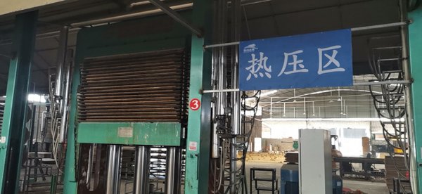 建筑模板生產壓力是多少?附模板壓力數據